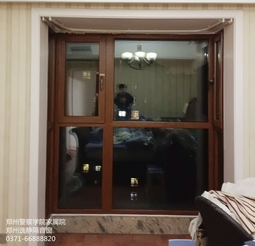 鄭州警察學(xué)院